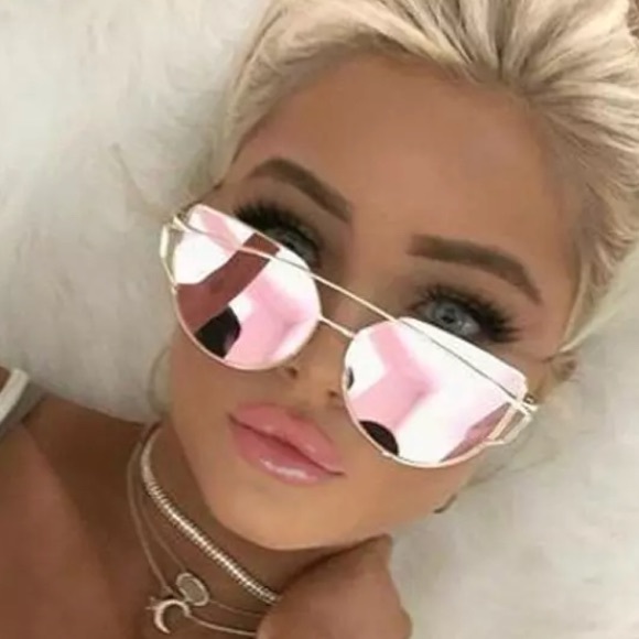 NEW Barbie Style Glam Vacation Summer Beach Doll Pink Sunglasses Glasses
